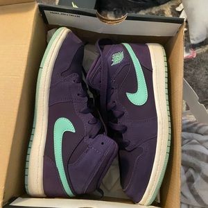 Jordan 1 size 3 good condition